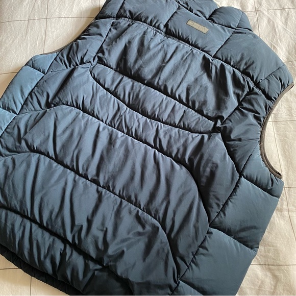 REI Men’s Puffer Vest - Picture 4 of 4